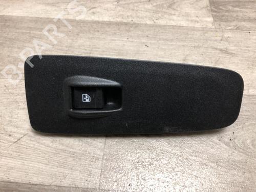Used Right front window switch FIAT DUCATO Van (250_) 140 Multijet 2,2 D (140 hp) 25305284