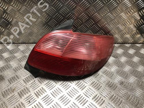 Used Right taillight PEUGEOT 206 Hatchback (2A/C) 1.6 16V (109 hp) 32143224