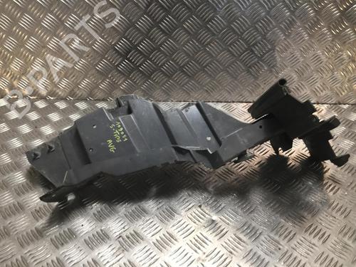 Frontfangerbrakett JAGUAR S-TYPE II (X200) 2.7 D (207 hp) 31197361