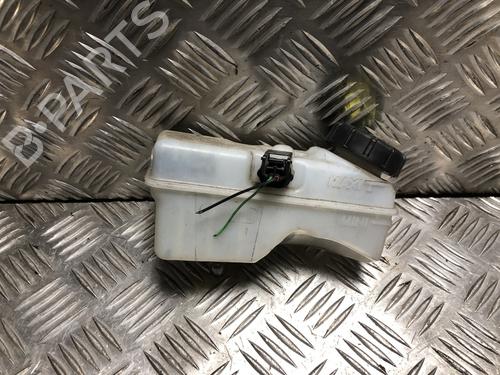 Used Brake fluid reservoir Brake fluid reservoir RENAULT CLIO IV (BH_) 1.5 dCi 90 (90 hp) 33338314 33338314