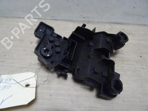 Used Licence plate light BMW 1 Coupe (E82) 118 d (143 hp) 32423059