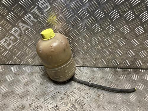 Used Expansion tank Expansion tank RENAULT SUPER 5 (B/C40_) 1.1 (B/C/401) (46 hp) 33871980 33871980