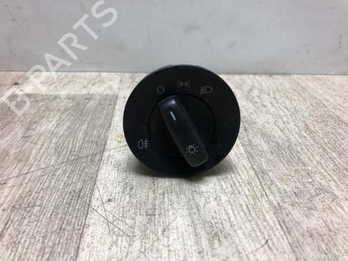 Used Headlight switch SKODA OCTAVIA II Combi (1Z5) 1.6 TDI (105 hp) 23873567
