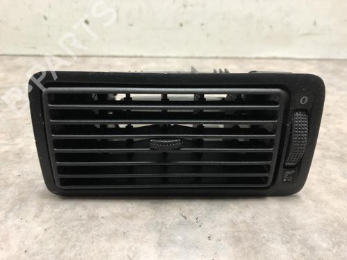 Used Air vent VW GOLF IV (1J1) 1.4 16V (75 hp) 20617787