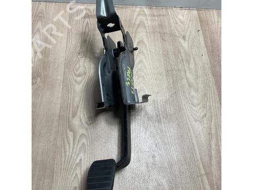 Used Break pedal DACIA LODGY (JS_) 1.3 TCe 130 (JSNE) (131 hp) 13263621