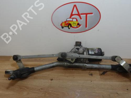 Used Front wiper motor RENAULT MEGANE III Hatchback (BZ0/1_, B3_) 1.5 dCi (106 hp) 13282846