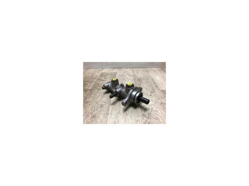 Used Brake master cylinder KIA SORENTO I (JC) 2.5 CRDi 4WD (140 hp) 20622599