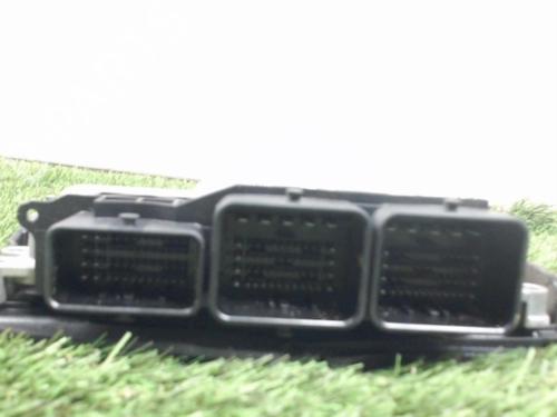 Used Engine control unit (ECU) Engine control unit (ECU) CITROËN C3 II (SC_) 1.4 HDi 70 (SC8HZC, SC8HR0, SC8HP4) (68 hp) 30672876 30672876