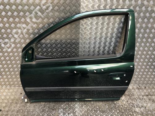 Puerta delantera izquierda Puerta delantera izquierda TOYOTA YARIS (_P1_) 1.3 (NCP10, SCP12_) (86 hp) 36947753 36947753