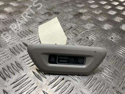 Used Display monitor Display monitor DACIA DUSTER (HM_) 1.6 SCe 115 4x4 (HMM1) (115 hp) 33556358 33556358