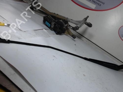 Used Front windshield wiper arm Front windshield wiper arm PEUGEOT 207 (WA_, WC_) 1.6 HDi (90 hp) 13266334 13266334