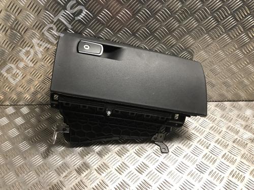 Used Glove box Glove box 37495931 37495931