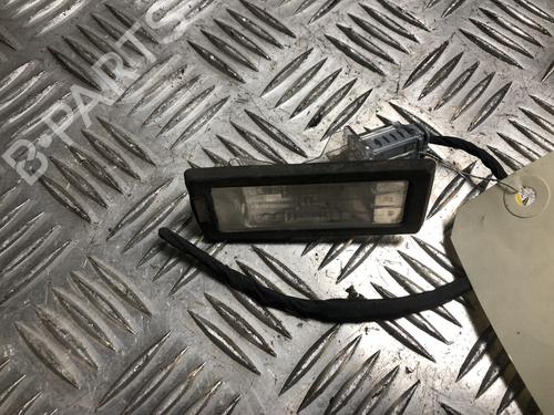 Luz matrícula Luz matrícula RENAULT MODUS / GRAND MODUS (F/JP0_) 1.5 dCi (FP0F, JP0F) (86 hp) 34349781 34349781