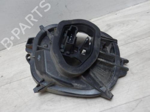 Licence plate light PEUGEOT 208 I (CA_, CC_) 1.5 BlueHDI 100 | BP13291262I40 