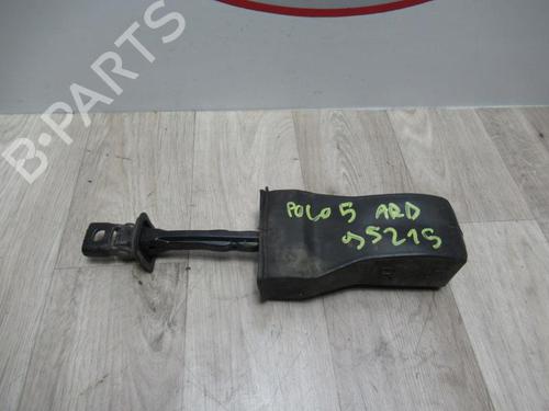 Used Hinge/Door check strap VW POLO V (6R1, 6C1) 1.6 TDI (90 hp) 13127778