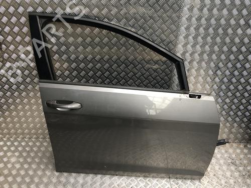 right-front-door-vw-golf-vii-5g1-bq1-be1-be2-2012-2013-2014-2015-2016-2017-2018-2019-2020-2021-32660071 main image