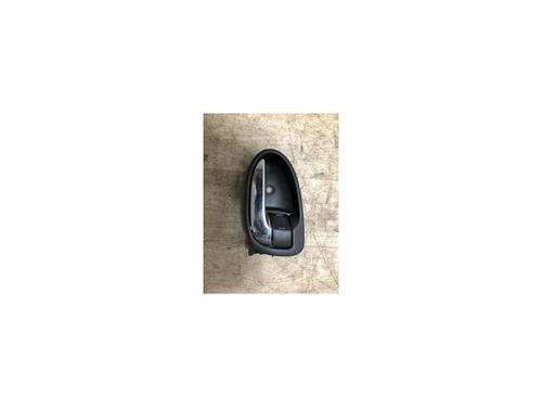 Used Front right interior door handle TOYOTA YARIS (_P9_) 1.33 VVT-i (NSP90_, NSP90R) (100 hp) 20719081