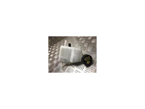 Used Brake fluid reservoir PEUGEOT 3008 II SUV (MC_, MR_, MJ_, M4_) 1.5 BlueHDi 130 (131 hp) 25482215