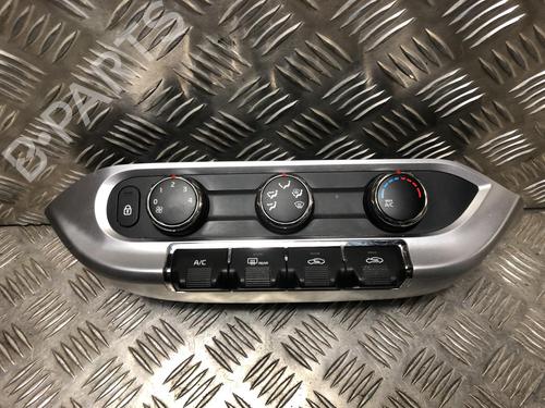 Used Climate control KIA RIO III (UB) 1.2 CVVT (84 hp) 25049924
