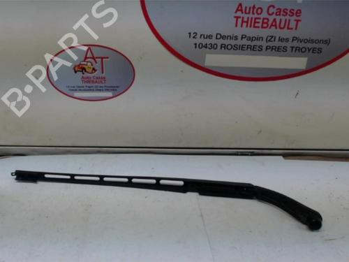Used Front windshield wiper arm CITROËN C5 III (RD_) 2.0 HDi (RDRHD8, RDRHDJ, RDRHR8, RDRHRJ) (136 hp) 20631037