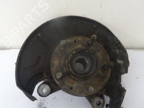 Used Left front steering knuckle LAND ROVER FREELANDER I (L314) 1.8 16V 4x4 (117 hp) 13284804