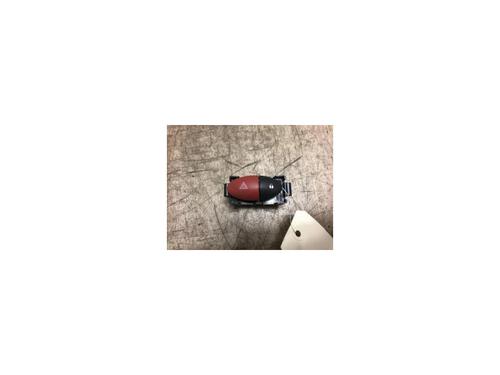 Used Warning switch RENAULT TWINGO II (CN0_) 1.5 dCi 90 (86 hp) 20624410