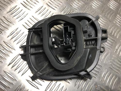 Licence plate light PEUGEOT 208 I (CA_, CC_) 1.2 VTI 82 | BP28485909I40