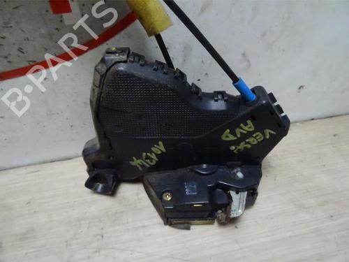 Front right lock TOYOTA COROLLA Verso (ZER_, ZZE12_, R1_) 2.2 D-4D (AUR10_, AUR10R) | BP13283937C97