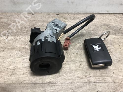 Used Ignition barrel PEUGEOT PARTNER Box Body/MPV 1.6 BlueHDi 100 (100 hp) 15785436