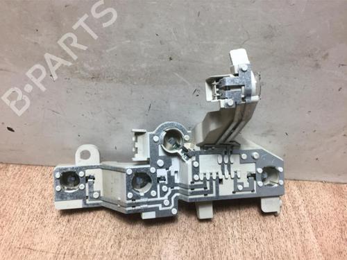 Used Licence plate light BMW 1 (E81) 118 d (143 hp) 13290818