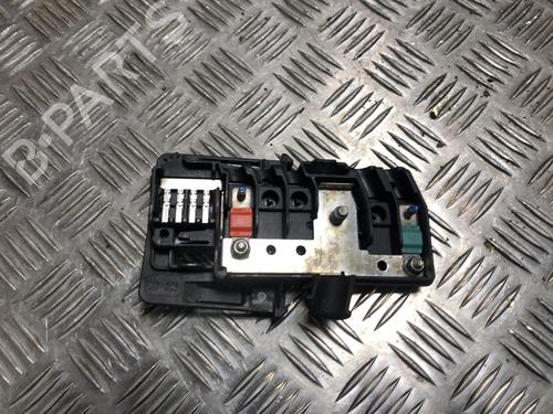 Used Fuse box CITROËN C5 III Break (RW_) 1.6 THP 155 (156 hp) 31204453