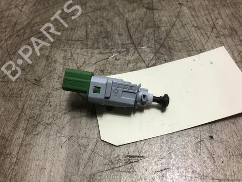 Mando RENAULT TWINGO III (BCM_, BCA_) 0.9 TCe 90 (BCM9, BCM2) (90 hp) 20624936