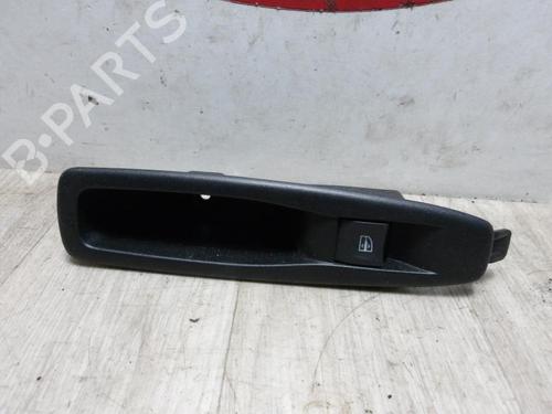 Used Right rear window switch RENAULT CLIO IV (BH_) 0.9 TCe 90 (BHNF, BHMA, BHMH, BHJK, BHJR) (90 hp) 13277657