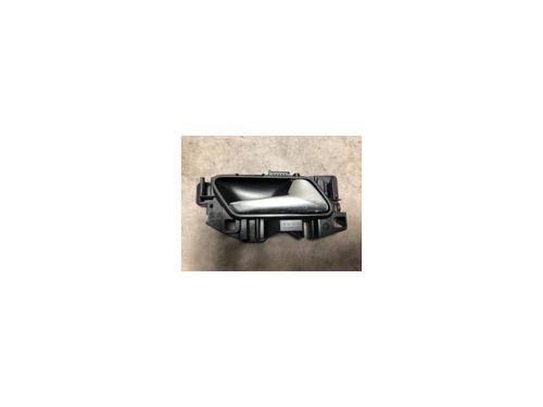 Used Front right interior door handle PEUGEOT 2008 II (UD_, US_, UY_, UJ_, UR_, UC_) 1.5 BlueHDI 130 (131 hp) 20625366