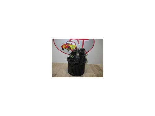 Used Heater blower motor PEUGEOT 508 SW I (8E_) 2.0 HDi (140 hp) 13289211