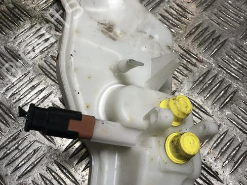 Bremsflüssigkeitsbehälter CITROËN C4 CACTUS 1.2 THP 110 | BP31204314M118