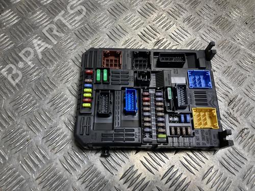 Used Fuse box PEUGEOT EXPERT Van (V_) 2.0 BlueHDi 180 (177 hp) 32092747