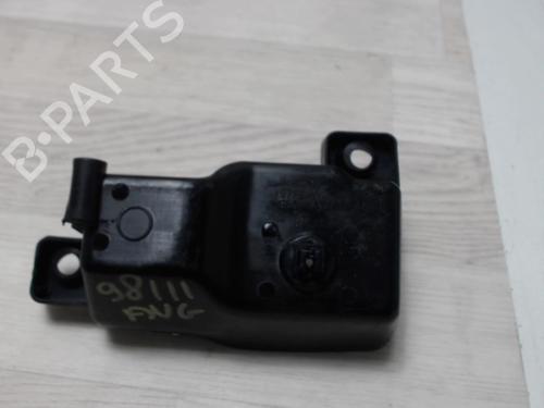 front-left-interior-door-handle-ford-puma-ec_-17-16v-1034364-1997-1998-1999-2000-2001-2002-12966802 main image