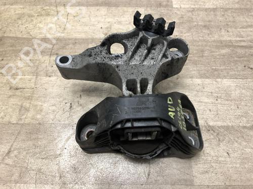 engine-mount-renault-clio-iv-bh_-2012-2013-2014-2015-2016-2017-2018-2019-2020-2021-31195663 main image