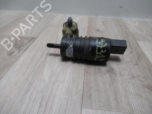 Used Washer pump VW POLO IV (9N_, 9A_) 1.4 TDI (70 hp) 13130165