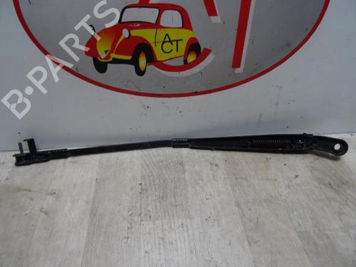 Used Front windshield wiper arm RENAULT MODUS / GRAND MODUS (F/JP0_) 1.5 dCi (FP0E, JP0E) (65 hp) 22936725
