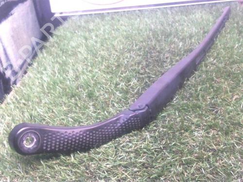 Used Front windshield wiper arm CITROËN C4 I (LC_) 1.6 HDi (90 hp) 20630692