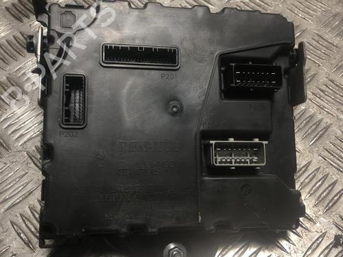 Used Fuse box RENAULT KANGOO Express (FW0/1_) 1.5 dCi 75 (FW07, FW10, FW04) (75 hp) 31200541