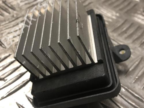 Used Heater resistor CITROËN C4 III (BA_, BB_, BC_) ë-C4 (BCZKXC, BZCKSC) (136 hp) 31246382