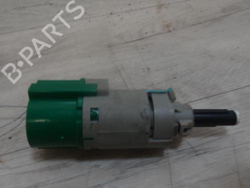 Used Switch PEUGEOT 208 I (CA_, CC_) 1.6 HDi / BlueHDi 75 (75 hp) 12973002