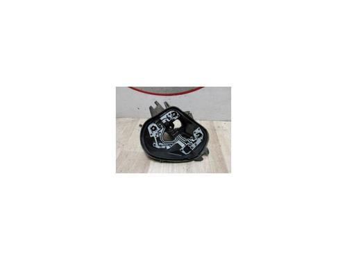 Used Licence plate light PEUGEOT 208 I (CA_, CC_) 1.6 HDi (92 hp) 13291273