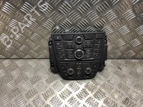 Midtkonsoll OPEL MERIVA B MPV (S10) 1.4 (75) (120 hp) 32387985