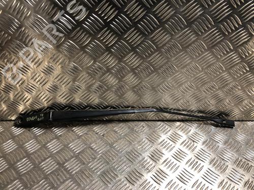 Used Front windshield wiper arm AUDI A1 (8X1, 8XK) 1.6 TDI (105 hp) 31185758