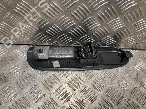 Left front window switch RENAULT CLIO II (BB_, CB_) 1.2 16V (BB05, BB0W, BB11, BB27, BB2T, BB2U, BB2V, CB05,... | BP31021663I27