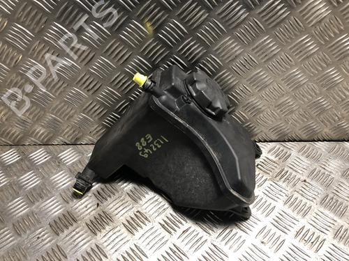 Used Power steering reservoir Power steering reservoir BMW 1 Convertible (E88) 123 d (204 hp) 39825325 39825325